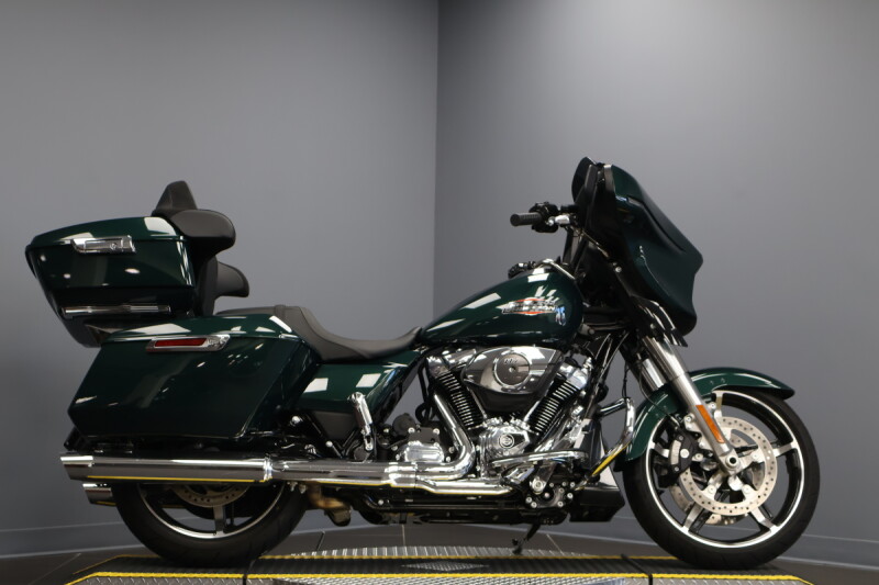 2024 Harley-Davidson® Street Glide® FLHX
