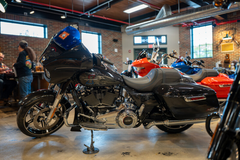 Harley-Davidson® Street Glide® 2026 FLHX 0034594897 MIDNIGHT EMBER