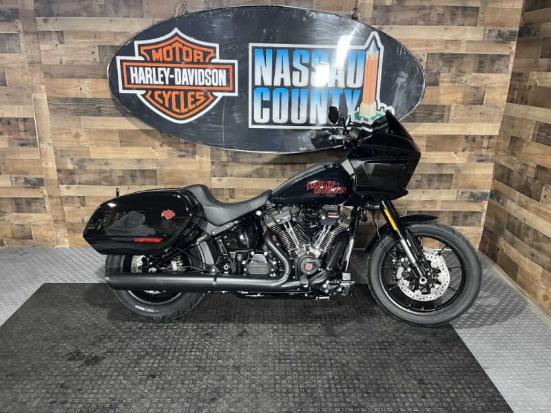 2026 Harley-Davidson® Low Rider® ST Vivid Black Black Trim