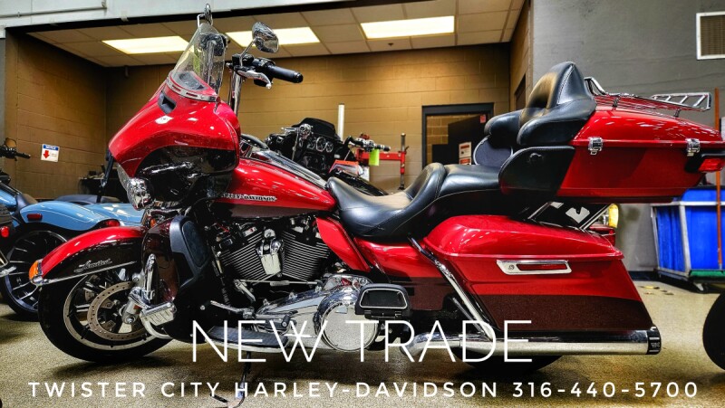 2018 Harley-Davidson<sup>®</sup> Ultra Limited, FLHTK