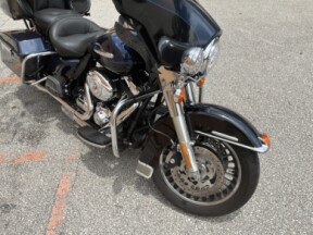FLHTK 2012 Electra Glide® Ultra Limited thumb 2