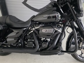 2020 Harley-Davidson® Street Glide® Special Vivid Black thumb 0