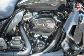 2025 Harley-Davidson® Tri Glide® Ultra FLHTCUTG thumb 2