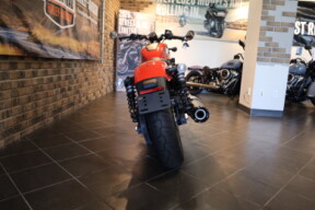 2026 Nightster® (RH975) thumb 3