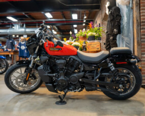 Harley-Davidson® Nightster Special® 2026 RH975S 34619932 BLOOD ORANGE thumb 3
