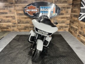 2024 Harley-Davidson® Road Glide® Limited Billiard Gray thumb 3