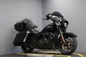 2023 Harley-Davidson® Street Glide® Special FLHXS thumb 3
