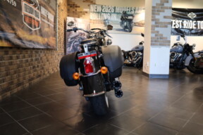 2017 Softail® Deluxe (FLSTN) thumb 3