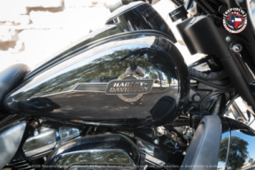2025 Harley-Davidson® Tri Glide® Ultra FLHTCUTG thumb 0