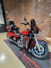 2018 Harley-Davidson® Ultra Limited Low Wicked Red/Twisted Cherry FLHTKL thumb 0