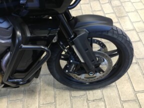 2022 Harley-Davidson® Pan America™ 1250 Special Black thumb 2