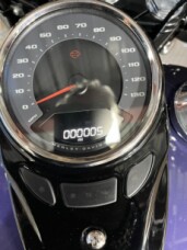 2026 Harley-Davidson® Heritage Classic Purple Abyss Black Laced Wheels thumb 0