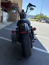 2021 Sportster 1200 Iron Vivid Black thumb 1
