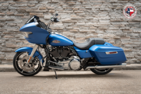 2026 Harley-Davidson® Road Glide® FLTRX thumb 3