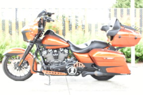 2019 Harley-Davidson® Street Glide® Special FLHXS thumb 2