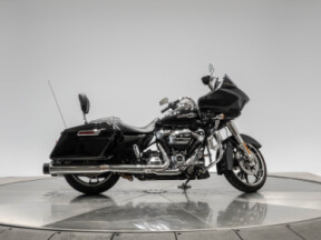 2022 HARLEY-DAVIDSON FLTRX ROAD GLIDE in Vivid Black thumb 1