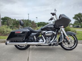 FLTRX 2023 Road Glide® thumb 3