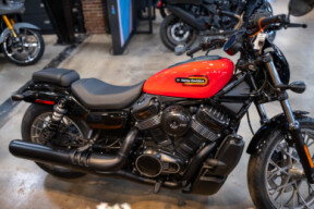 Harley-Davidson® Nightster Special® 2026 RH975S 34619932 BLOOD ORANGE thumb 2