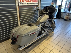 2026 H-D Road Glide® Solo 117ci thumb 0