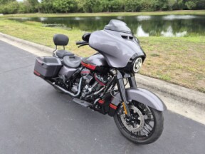 FLHXSE 2020 CVO™ Street Glide® thumb 2