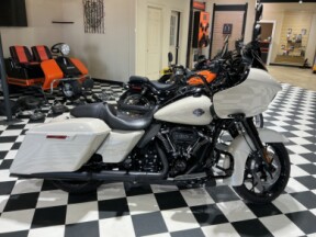 FLTRXS 2022 Road Glide® Special thumb 3