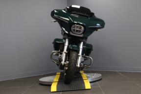 2024 Harley-Davidson® Street Glide® FLHX thumb 2