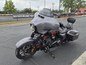 FLHXSE 2020 CVO™ Street Glide® thumb 1