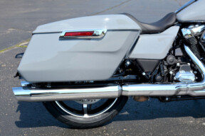 2026 Harley-Davidson® Road Glide® Dark Billiard Gray Chrome Trim thumb 0