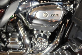 2022 Harley-Davidson® Tri Glide® Ultra FLHTCUTG thumb 0
