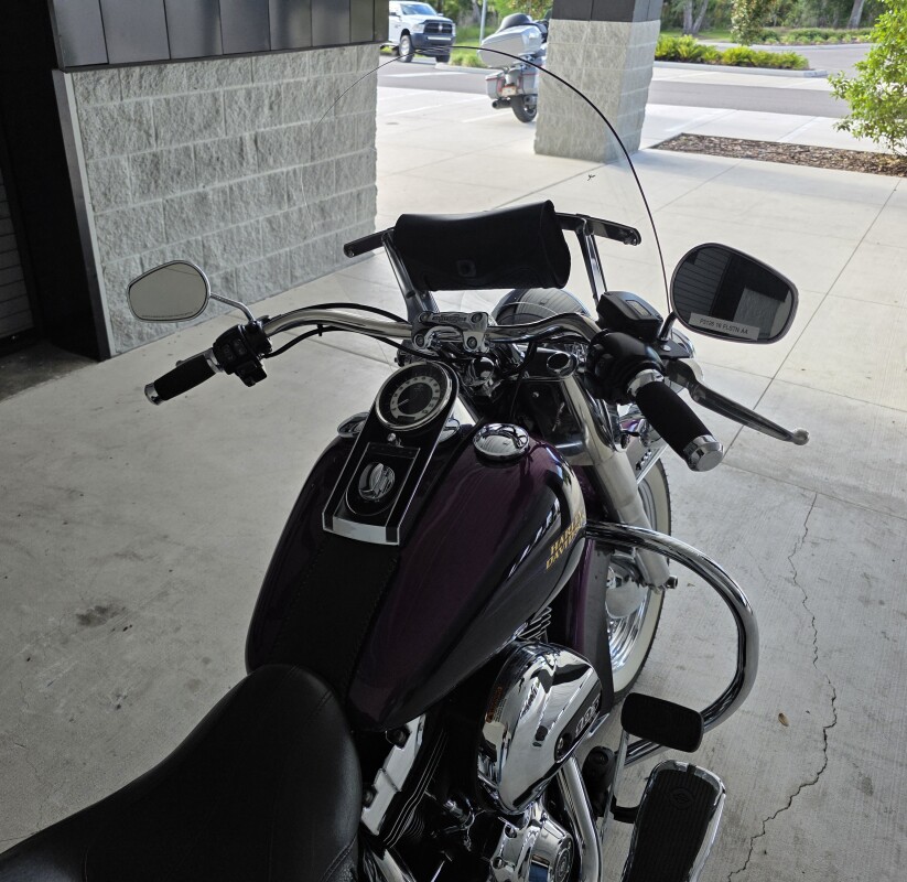 2016 Harley-Davidson® Softail® Deluxe PURPLE TWO TONE, photo 7