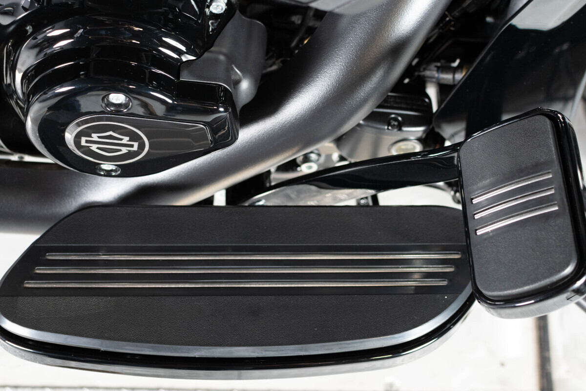 2026 Harley-Davidson® Road Glide™ FLTRX, photo 13