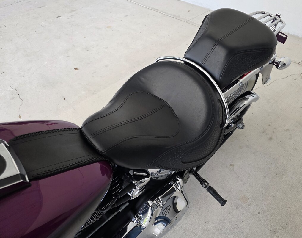 2016 Harley-Davidson® Softail® Deluxe PURPLE TWO TONE, photo 14