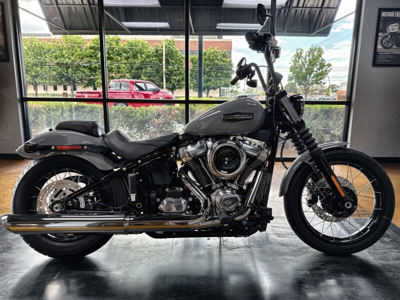 2026 Harley-Davidson® Street Bob® Dark Billiard Gray