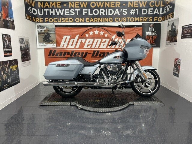 FLTRX 2025 Road Glide™