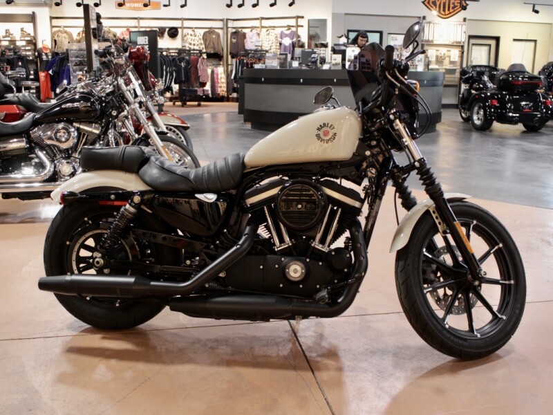 2022 Harley-Davidson Iron 883 Cruiser