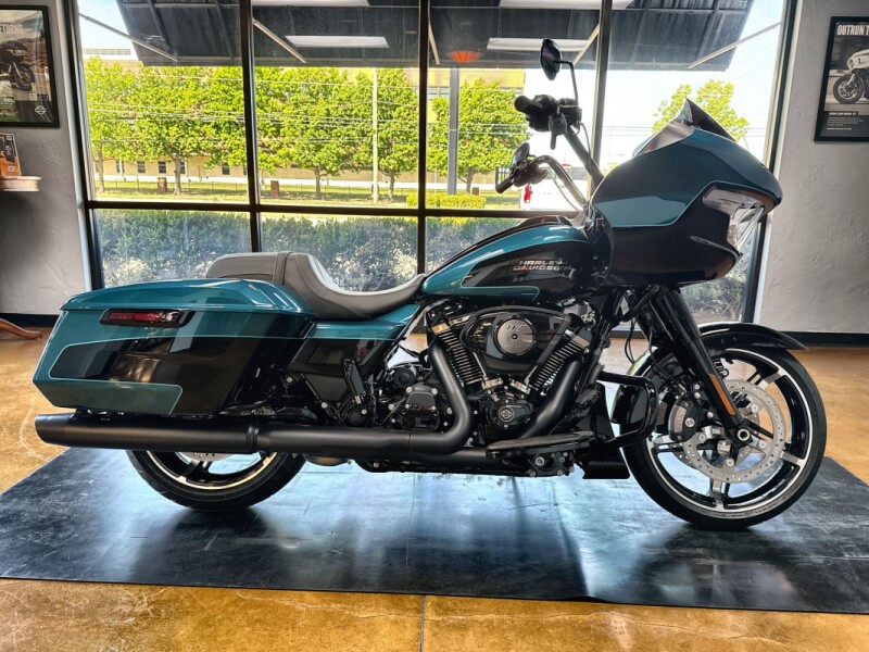 2026 Harley-Davidson® Road Glide® Teal Thunder / Vivid Black Black Trim