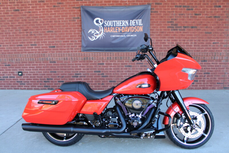2026 Harley-Davidson® Road Glide® Blood Orange Black Trim