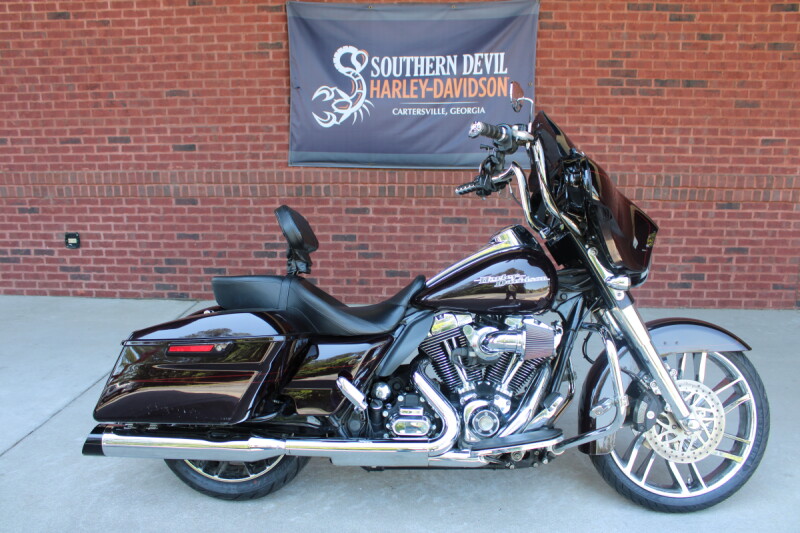 2014 Harley-Davidson® Street Glide® Special Blackened Cayenne
