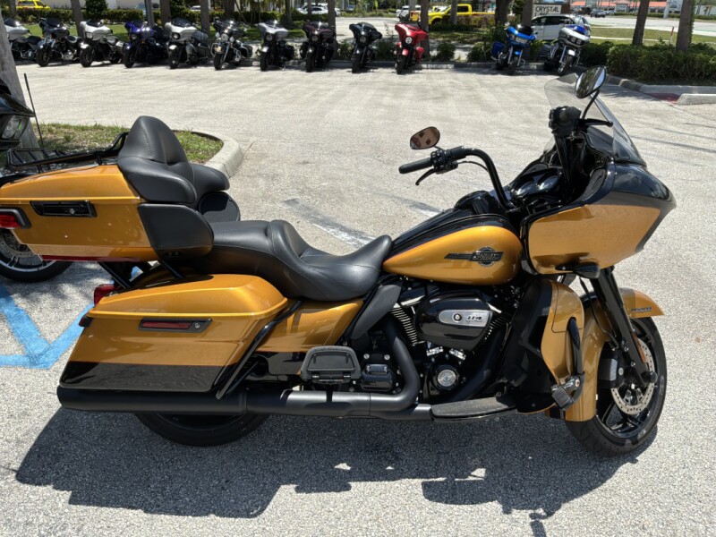 FLTRK 2023 Road Glide® Limited