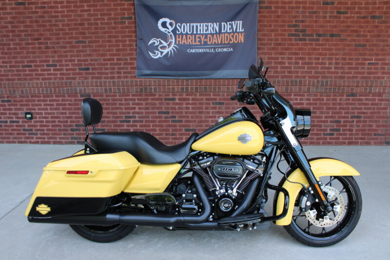 2023 Harley-Davidson® Road King® Special Industrial Yellow