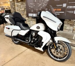 2026 FLHXL - STREET GLIDE LIMITED  thumb 3