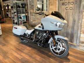 Harley-Davidson® Road Glide® 2026 FLTRX T24-26 Dark Billiard Gray Black Trim thumb 3