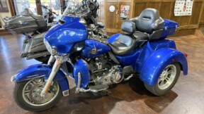 2024 Harley-Davidson® Tri Glide™ Ultra thumb 2