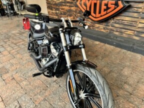 2018 Harley Davidson Breakout FXBR thumb 1