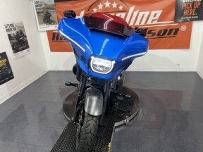 2026 Harley-Davidson® CVO™ Street Glide® ST thumb 2