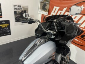 FLTRX 2025 Road Glide™ thumb 1
