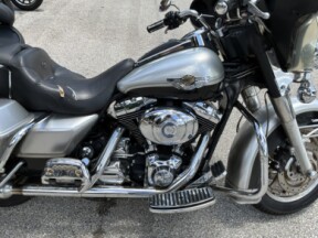 FLHTCUI 2003 Electra Glide® Ultra Classic® thumb 3