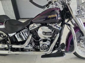 2016 Harley-Davidson® Softail® Deluxe PURPLE TWO TONE thumb 0