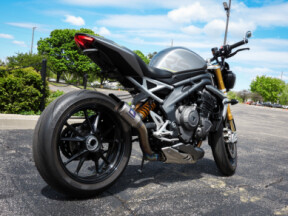  2023 Speed Triple 1200 RS thumb 2