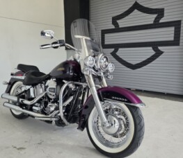 2016 Harley-Davidson® Softail® Deluxe PURPLE TWO TONE thumb 3